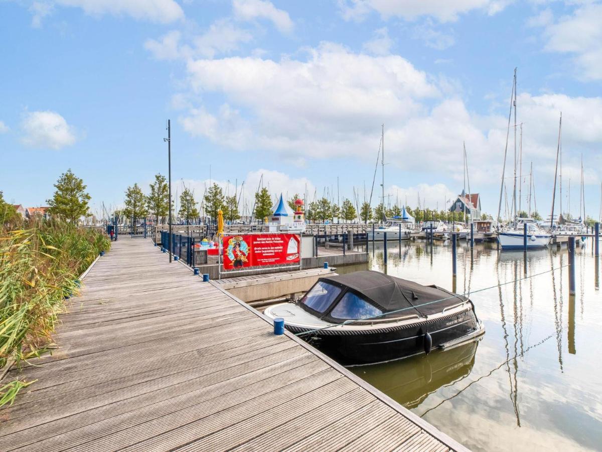 Comfortable Houseboat In Volendam Marina Екстер'єр фото
