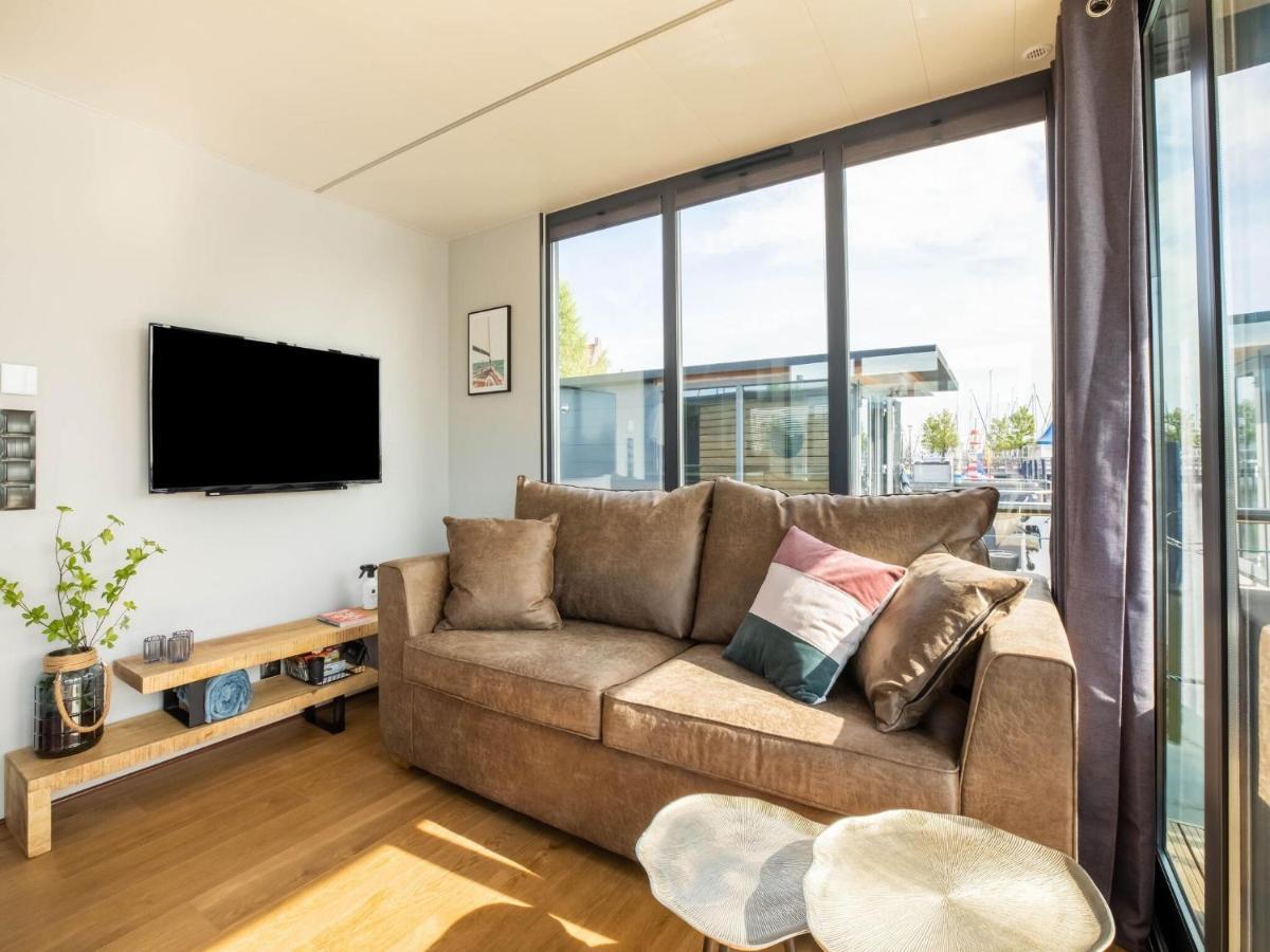 Comfortable Houseboat In Volendam Marina Екстер'єр фото