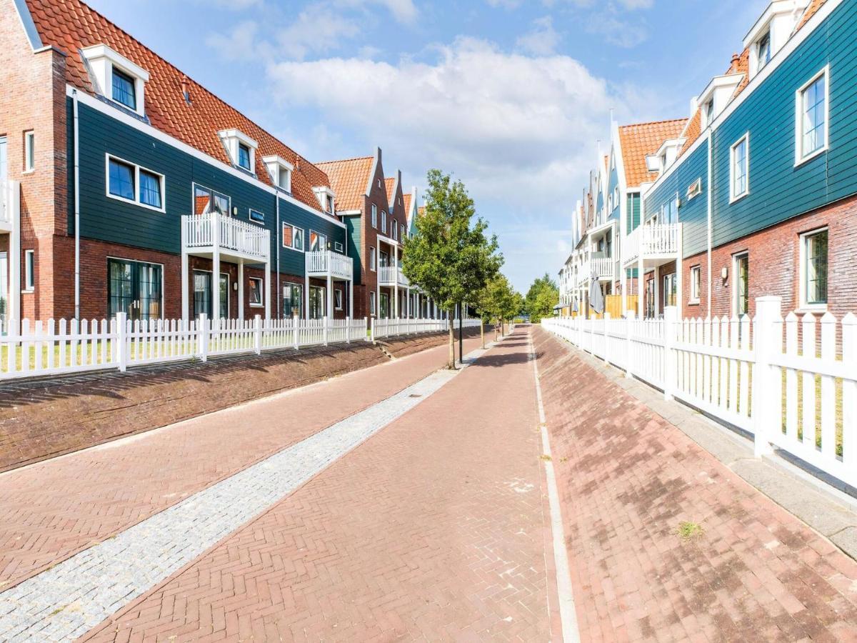 Comfortable Houseboat In Volendam Marina Екстер'єр фото